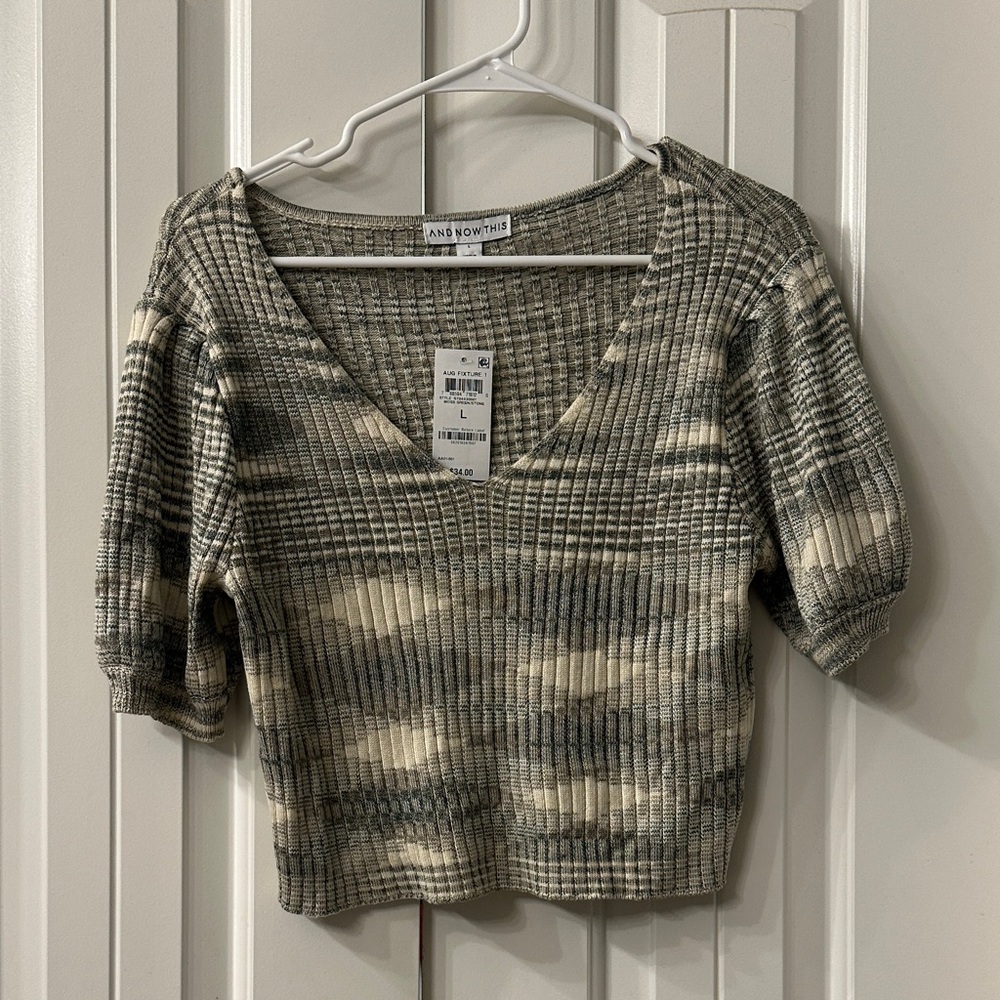 ANSWOTH Women's Ribbed V-Neck Top - Gray and Cream